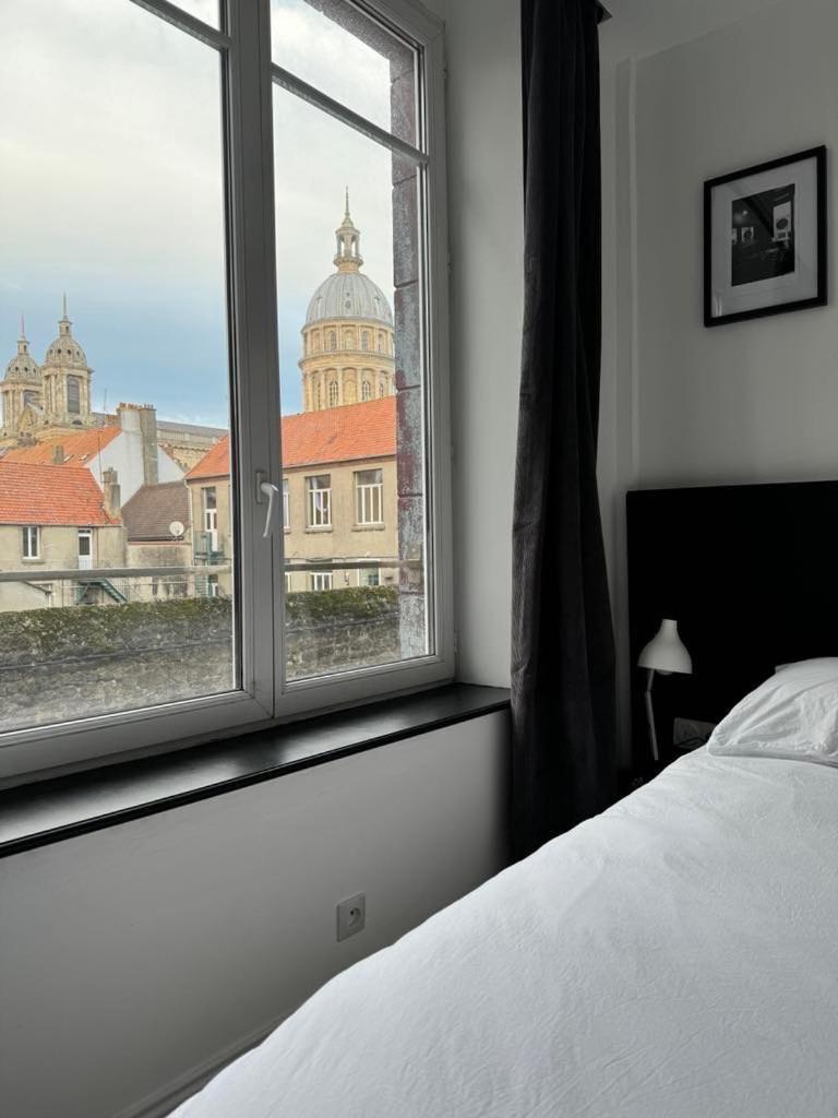 Le 28 - Residence De Standing En Vieille-Ville Avec Parking Boulogne-sur-Mer Zewnętrze zdjęcie